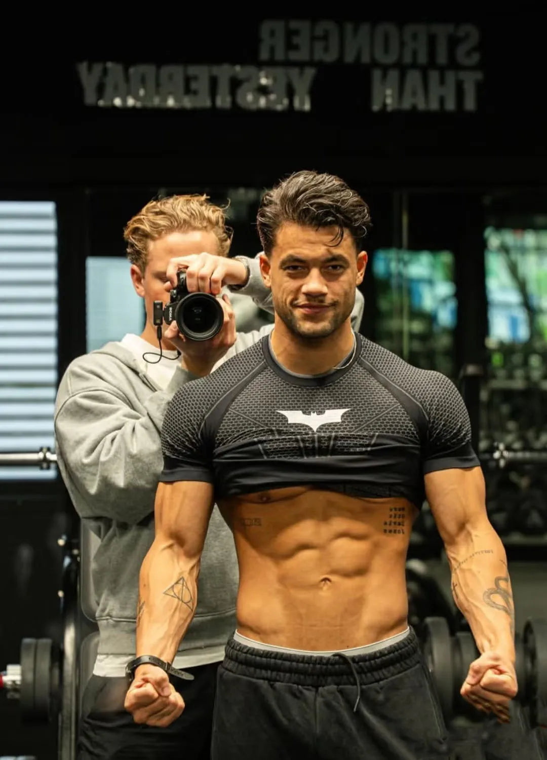 Men's Muscle Quick Dry Skinny Fit Short Sleeve Athletic T-Shirt Gym Workout Fitness Running Sport Bodybuilding Male Casual Shirt